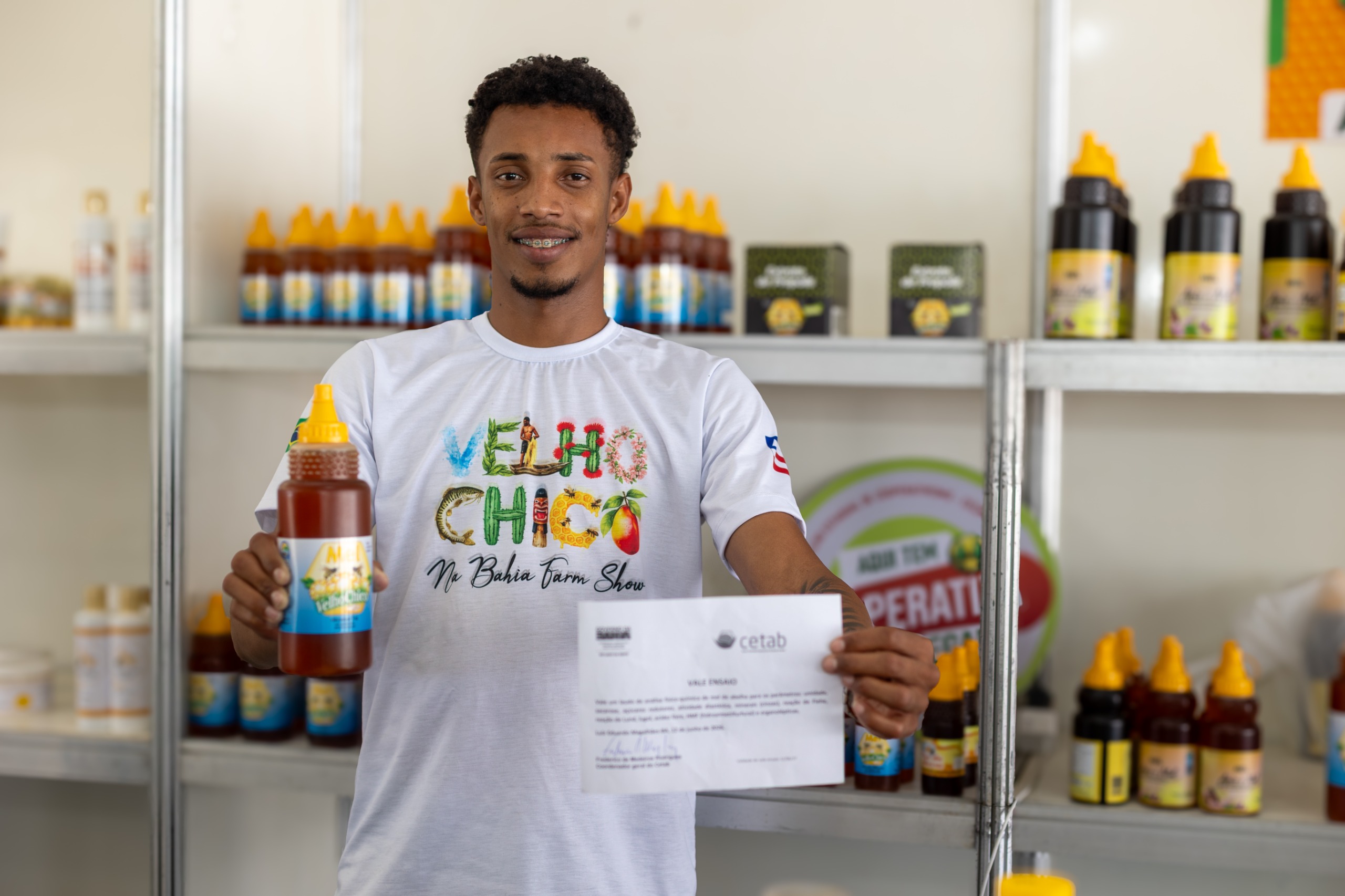 Produtores da agricultura familiar são premiados em Concurso da Qualidade do Mel