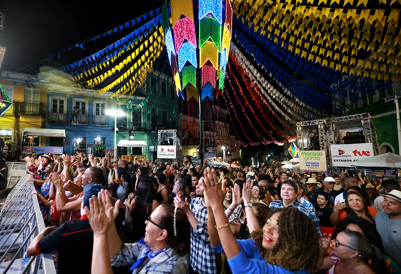Forró e tradição marcam o São João da Bahia no Centro Histórico